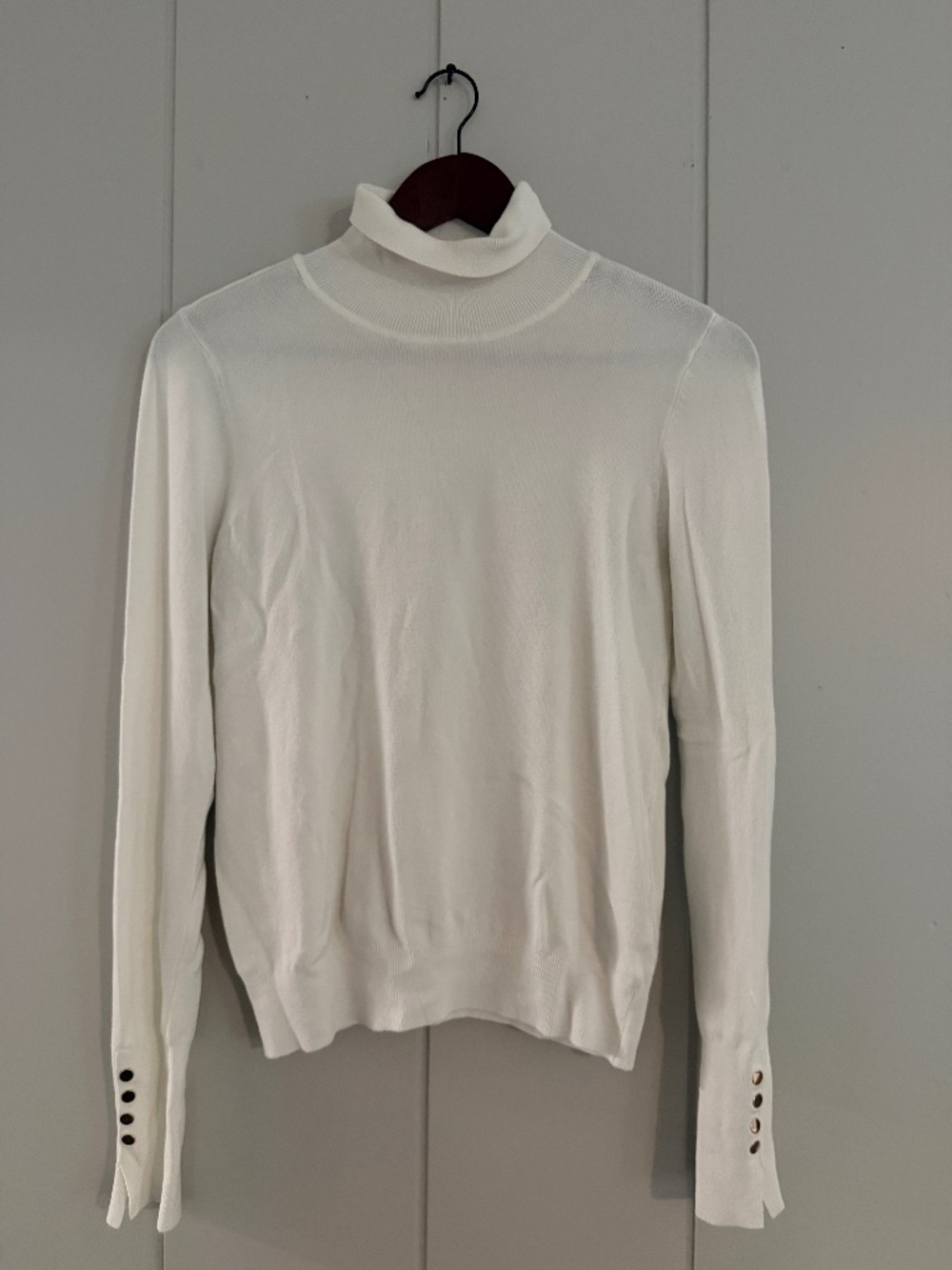 Skies Are Blue M White Turtleneck Sweater Gold Button Split Cuff